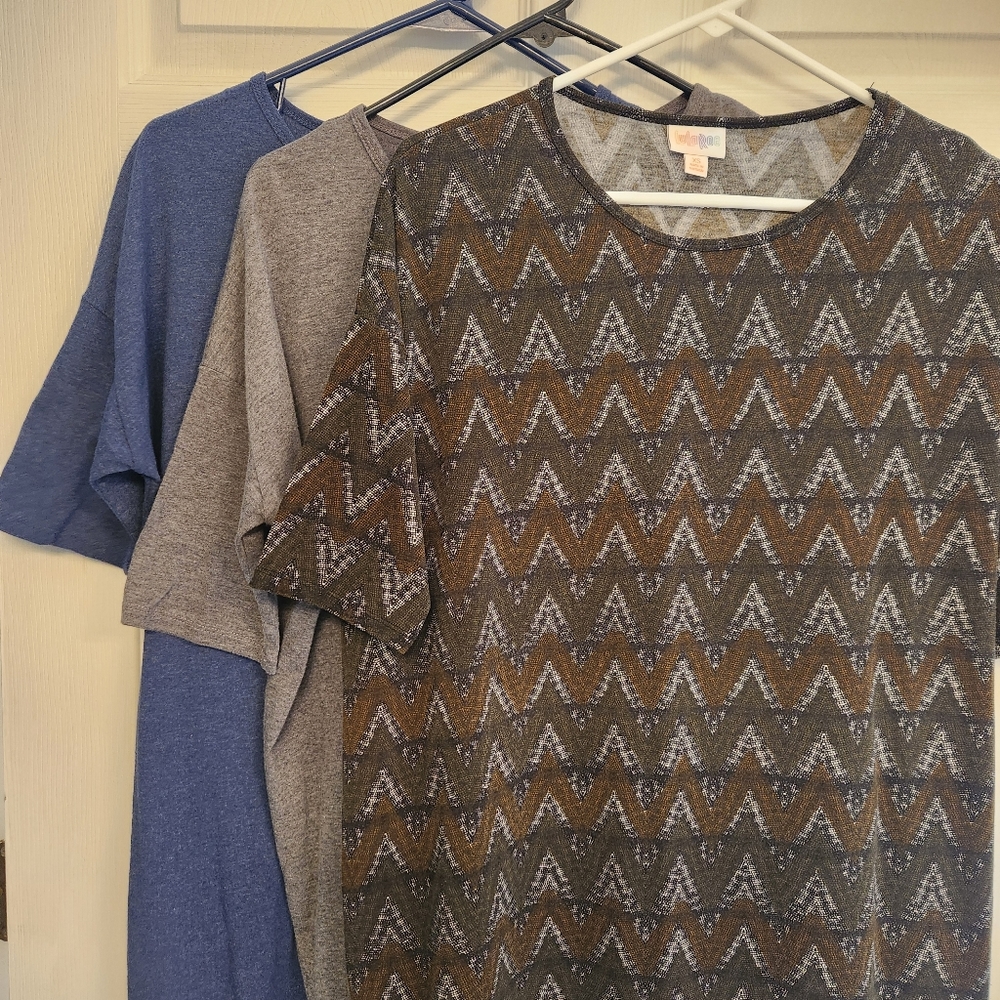 LuLaRoe Classic T